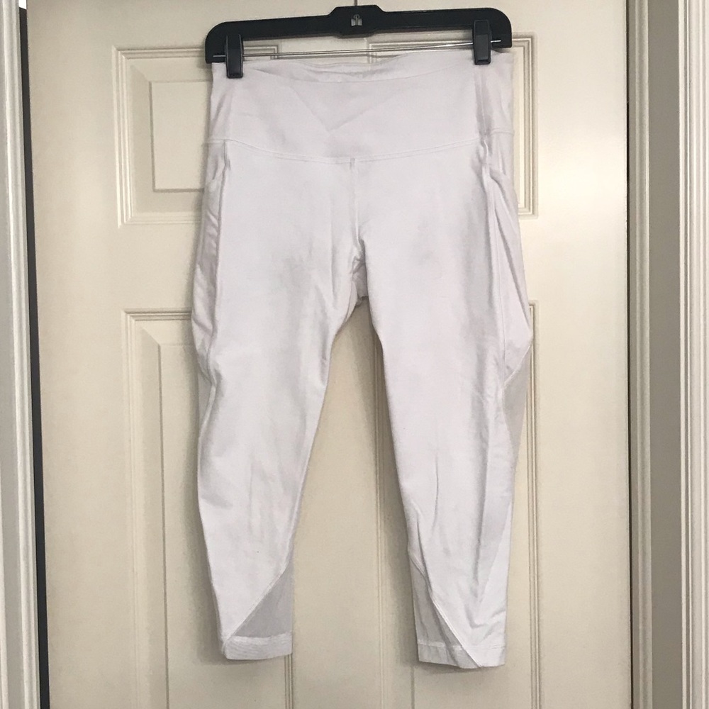 Lulu lemon white crop leggings